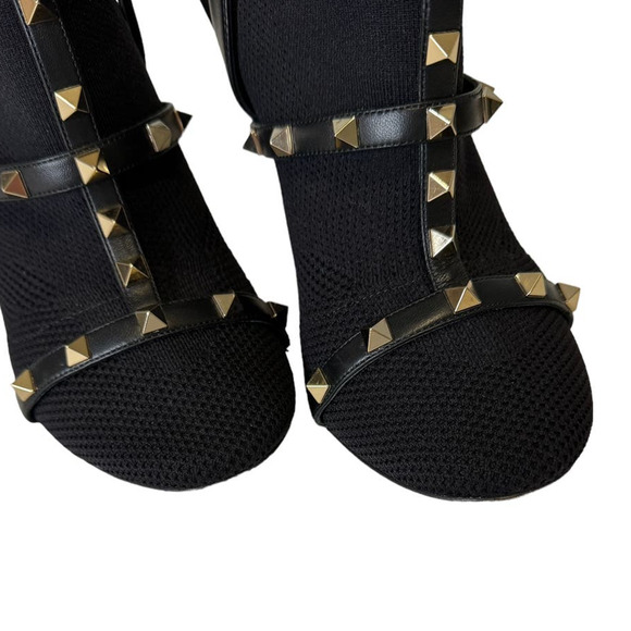Valentino Garavani Bodytech Rockstud Black Ankle Boot Size 38.5 - Picture 10 of 16